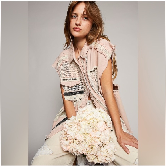 P22. NEW POL Boho Pink Sleeveless Vest Jacket Oversized  Stud Detail NEW Item - Picture 3 of 6